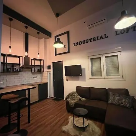 Industrial Loft Estudio Apartment Estepona